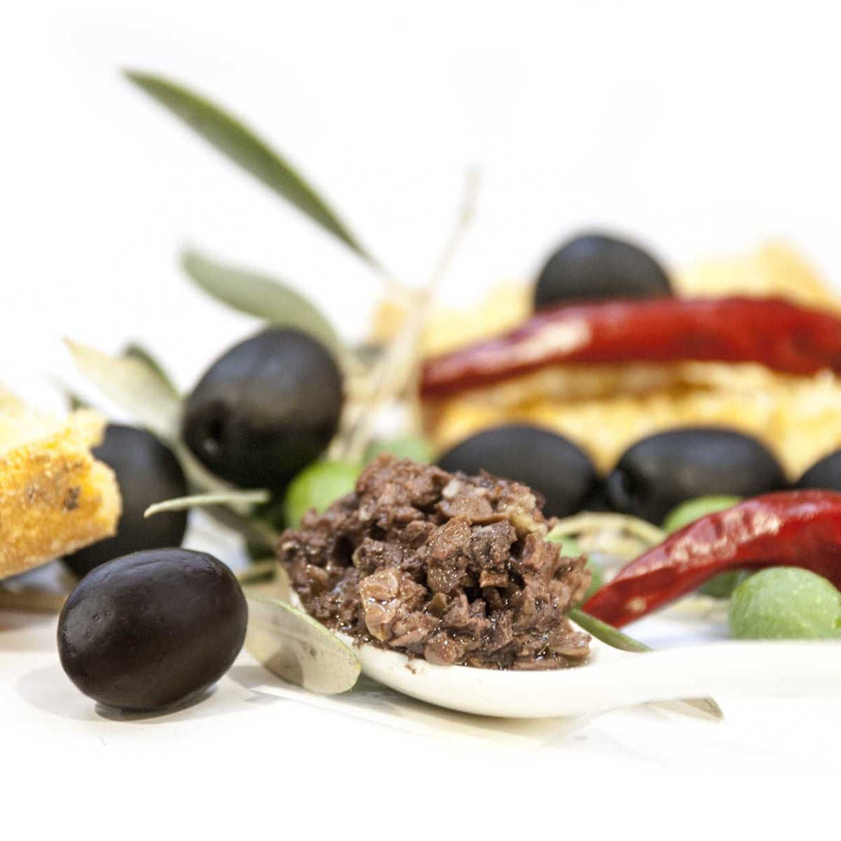 Pesto di Olive Nere Gr.210 - Dolci calabresi - Sweetsinternationalsrls